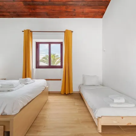 Casa Forno De Cal - By Wehost *